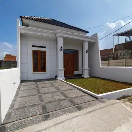 DI JUAL RUMAH MEWAH MURAH DI TENGAH KOTA
