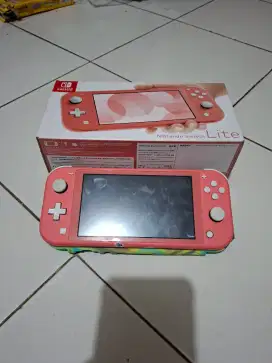 NINTENDO SWITCH LITE LIKE NEW OFW