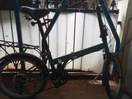 Sepeda lipat genio