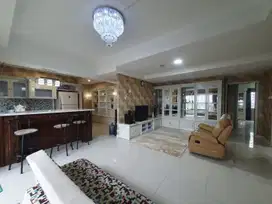 Sewa Apartemen Penthouse Waterplace Tower E, Pakuwon Indah