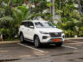 Toyota Fortuner VRZ 2.4 2021 pemakaian 2022 putih automatic