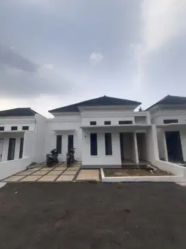 Rumah minimalis 1 lantai 600 jutaan - samping Tol Cijago (Cijago)