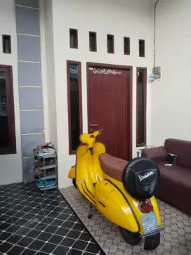 Dijual Cepat Vespa Surabaya