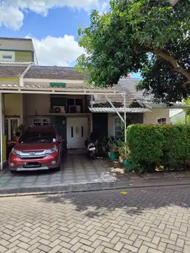 Rumah Hook Super Luas di Cisauk Serpong BSD dekat Stasiun & Exit Tol
