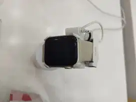 Kredit Apple Watch SE