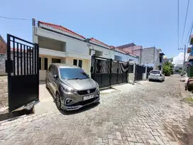 rmh baru 1Lt di lebak indah dekat UNAIR,Dr soetomo dll