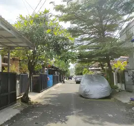BEBAS RAYAP .Rumah dijual di Taman Semanan Indah