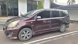 Nissan Grand livina 2012 Bensin