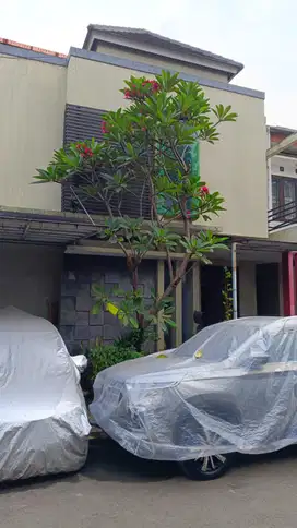 Dijual Rumah Menarik di dalam Cluster di Pejaten Barat, Pasar Minggu