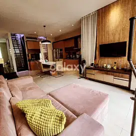 Rumah Cantik Full Furnished Citraland Surabaya Barat