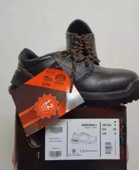 Sepatu safety king
