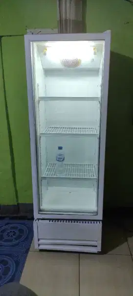 Jual showcase bagus