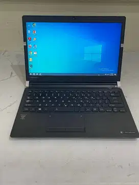 TOSHIBA DYNABOOK  R73 Core i5 Gen6 RAM 8/256GB  A-WKJ