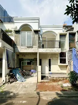 Dijual Rumah on progress renov Emerald Bintaro Jaya Sektor 9