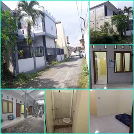 Rumah klst 16 kamar mandi dalam samping kampus UII