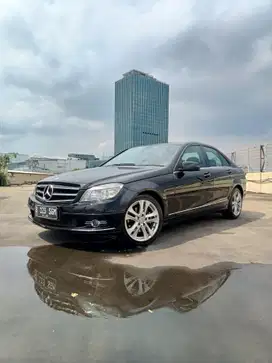 Mercedes Benz Mercy C200 W204 CGi Avantgarde 2010