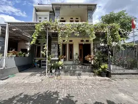 rumah dalsm perumahan banyuraden gamping ssngst sttategis