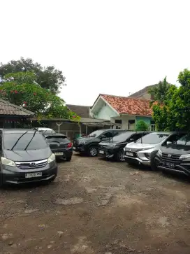 Rental mobil lepas kunci harian/bulanan