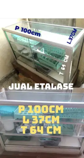 Etalase bekas warung