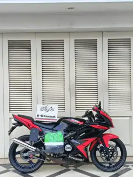Kawasaki ninja rr 150 2014 Gress like new