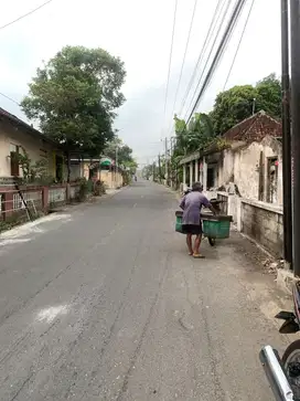 tanah nyaman dan strategis jalan utama gancahan godean
