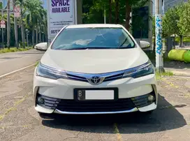 TOYOTA COROLLA ALTIS 1.8 V AT PUTIH 2017