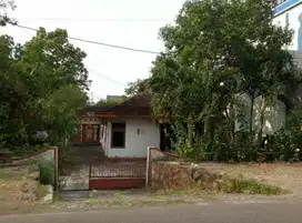 Rumah hitung tanah strategis dekat pasar ngemplak solo