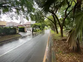 Dijual rumah di Jl Sekolah Duta Raya - Pondok Indah - Jakarta Selatan