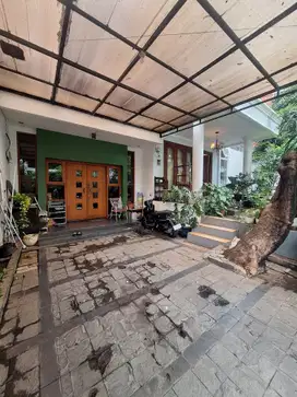 Rumah second siap huni di komplek cempaka putih jakarta pusat