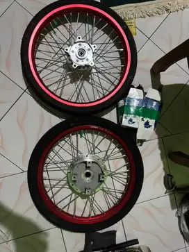 sepaket velg ring 17 pcx 160