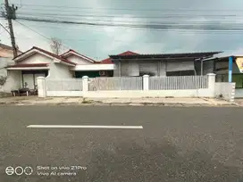 Disewakan Rumah Di Pusat Kota Hanya 5 Menit Ke Menara Teratai