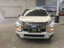 Mitsubishi XPANDER CROSS PREMIUM 1.5  AT 2021 Putih  F1848NN