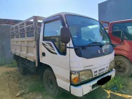 Isuzu Elf 4 Roda Bak Tahun 2011