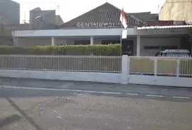 Rumah Tanah Luas Di Jl Kapuas Jakarta Pusat  8768