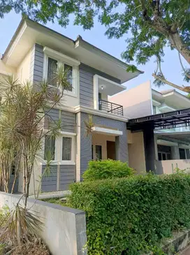 Rumah 2 lantai 5 kamar tidur disewakan depan aeon mall deltamas