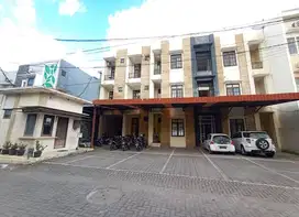 rumah kost ekslusif 3 lantai sangat istimewa pogung UGM