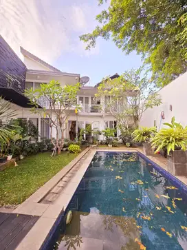 Rumah Bagus Di Senayan Utama Bintaro Jaya Sektor 9
