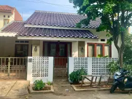 DIJUAL RUMAH STRATEGIS DI PEKAYON.