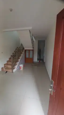 Dijual rumah cluster baru 2 lantai 850 jt di rawalumbu