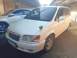 Hyundai Trajet 2004 Bensin