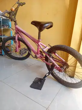 Jual 2 sepeda anak-anak dan lipat