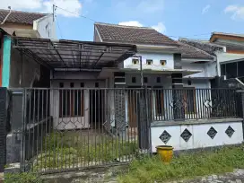 Dijual Rumah Type 45. Perum Mutiara Residence.