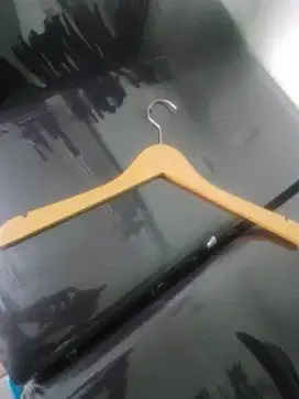 Hanger/kastok like new murah