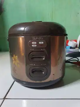 Dijual Rice cooker TURBO