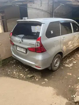 Daihatsu Xenia 2015 Bensin
