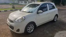 Nissan March 2017 XS AT Putih 一 Compact city car