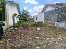 Di Jual Tanah kosong dalam Komplek Perumahan surat SHM Uk. 7x23.3