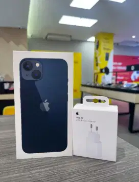 iPhone 13 128GB free Adaptor ori apple