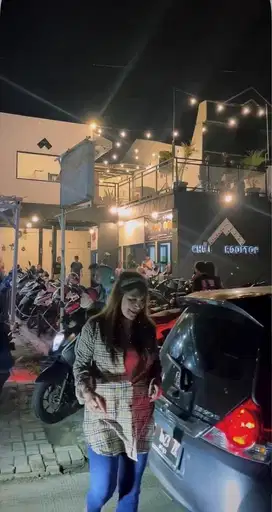Sewa TENANT KOSONG untuk usaha fnb di cafe chill rooftop