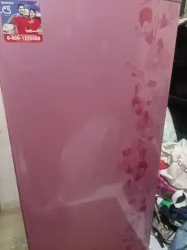 Dijual cepat kulkas kirei type SJ M 180 D